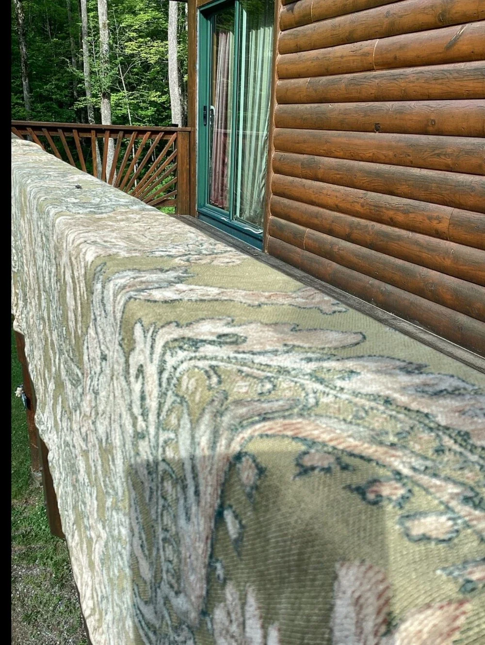 ⚜️ Pair of Taupe Damask Round Tablecloths 68